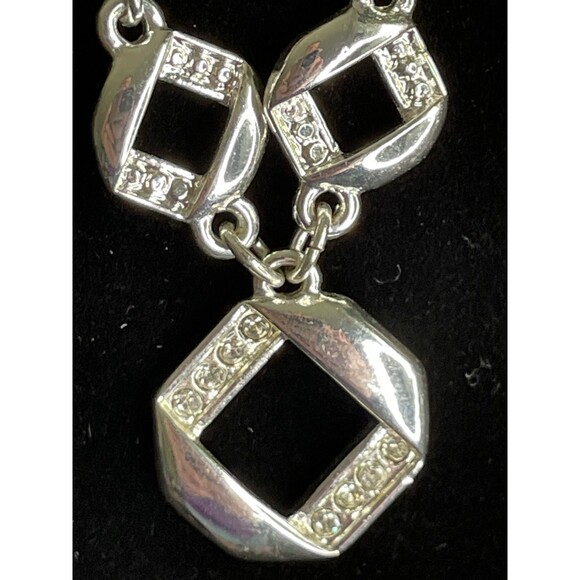 Vintage Avon SAQ signed Double Chain ‘Y’ Necklace geometric Pendant 2006 White - Picture 7 of 15